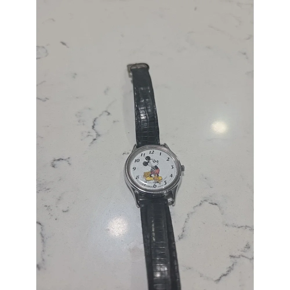 Vintage Lorus Boys Watch 29mm Mickey Mouse Disney White Dial V515-6000